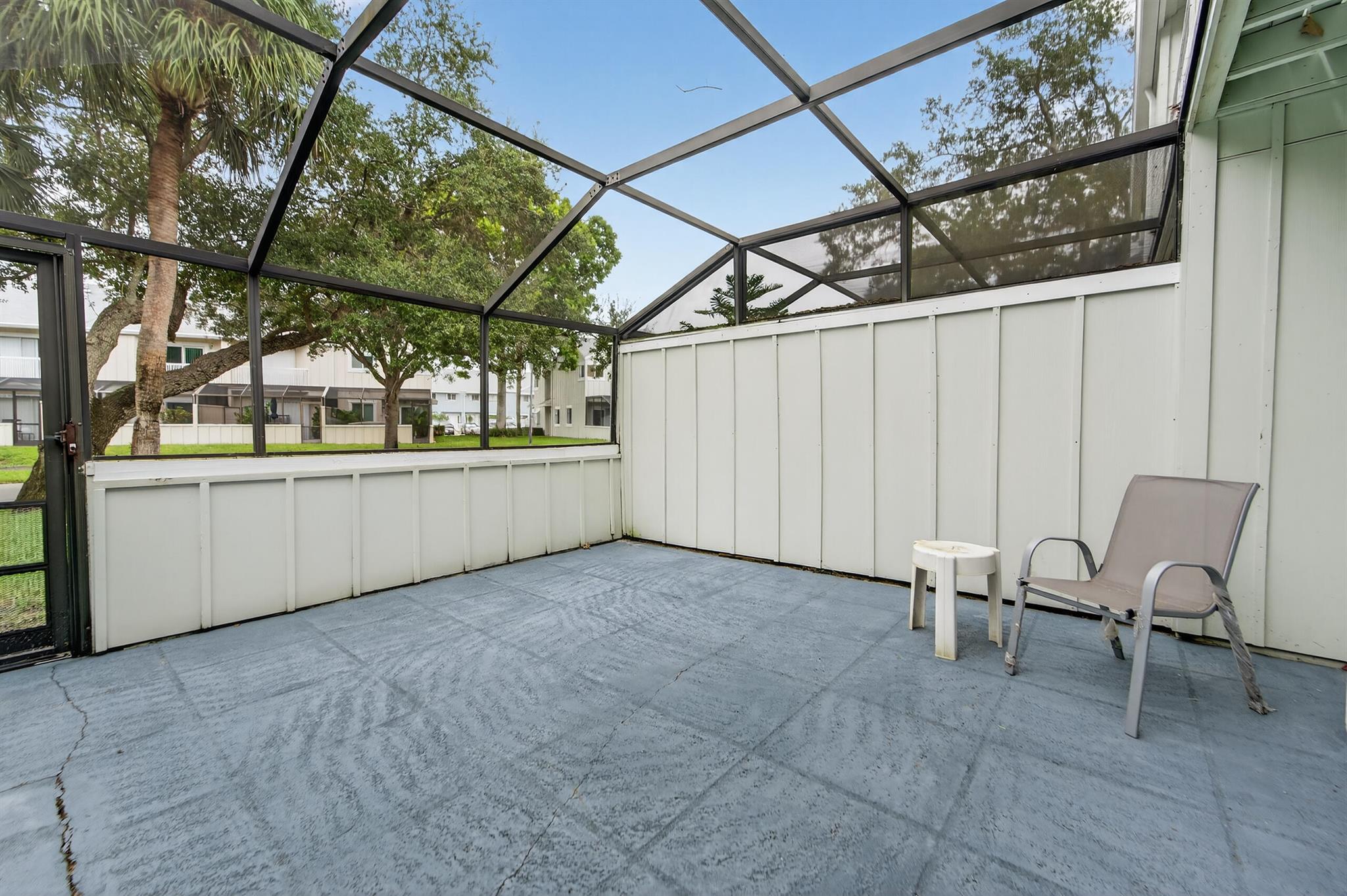 RIVERWALK 3 - Residential