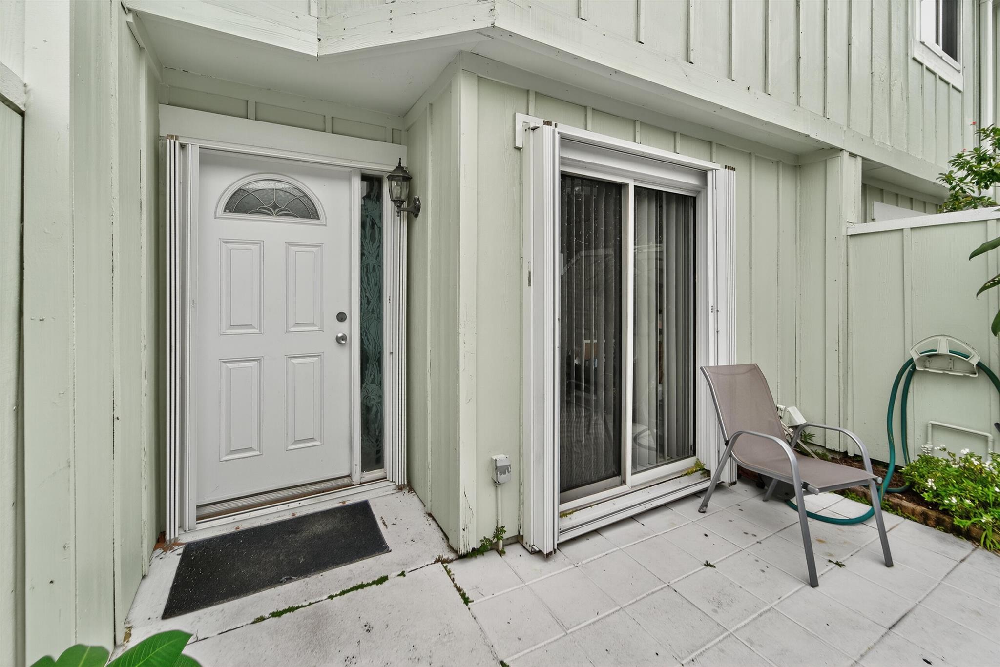 View photos, virtual tours, details... 6182 Riverwalk Lane 4
