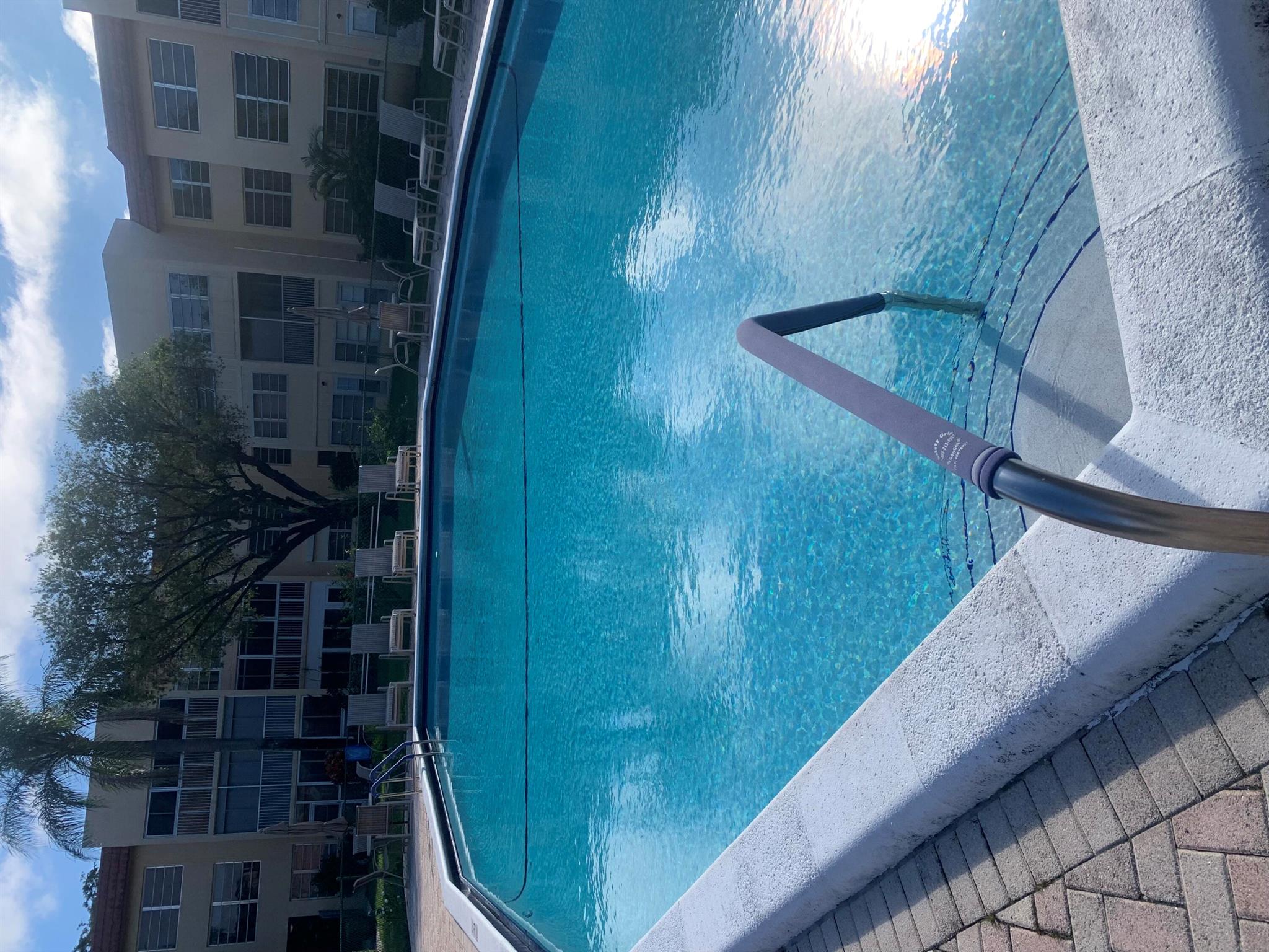 ROYAL PARK GARDENS III-G - Residential Lease