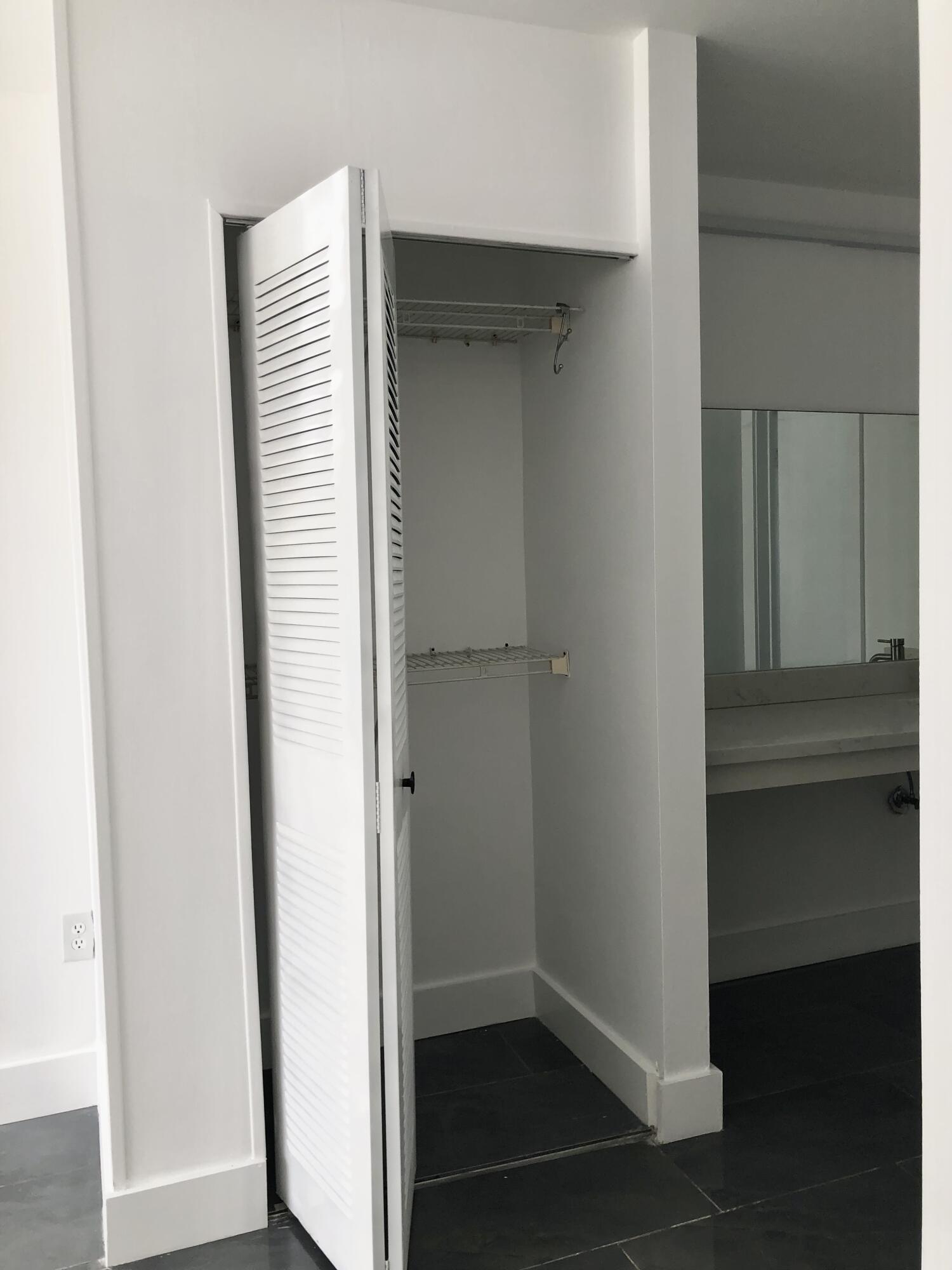 ROYAL PARK GARDENS III-G - Residential Lease