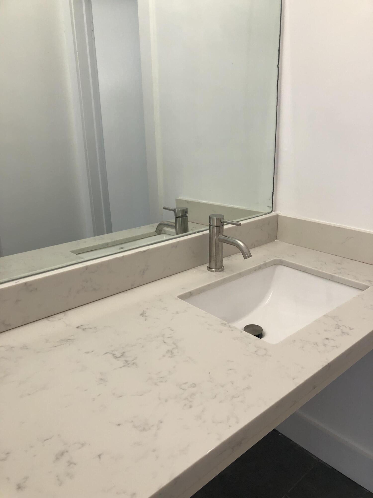 ROYAL PARK GARDENS III-G - Residential Lease