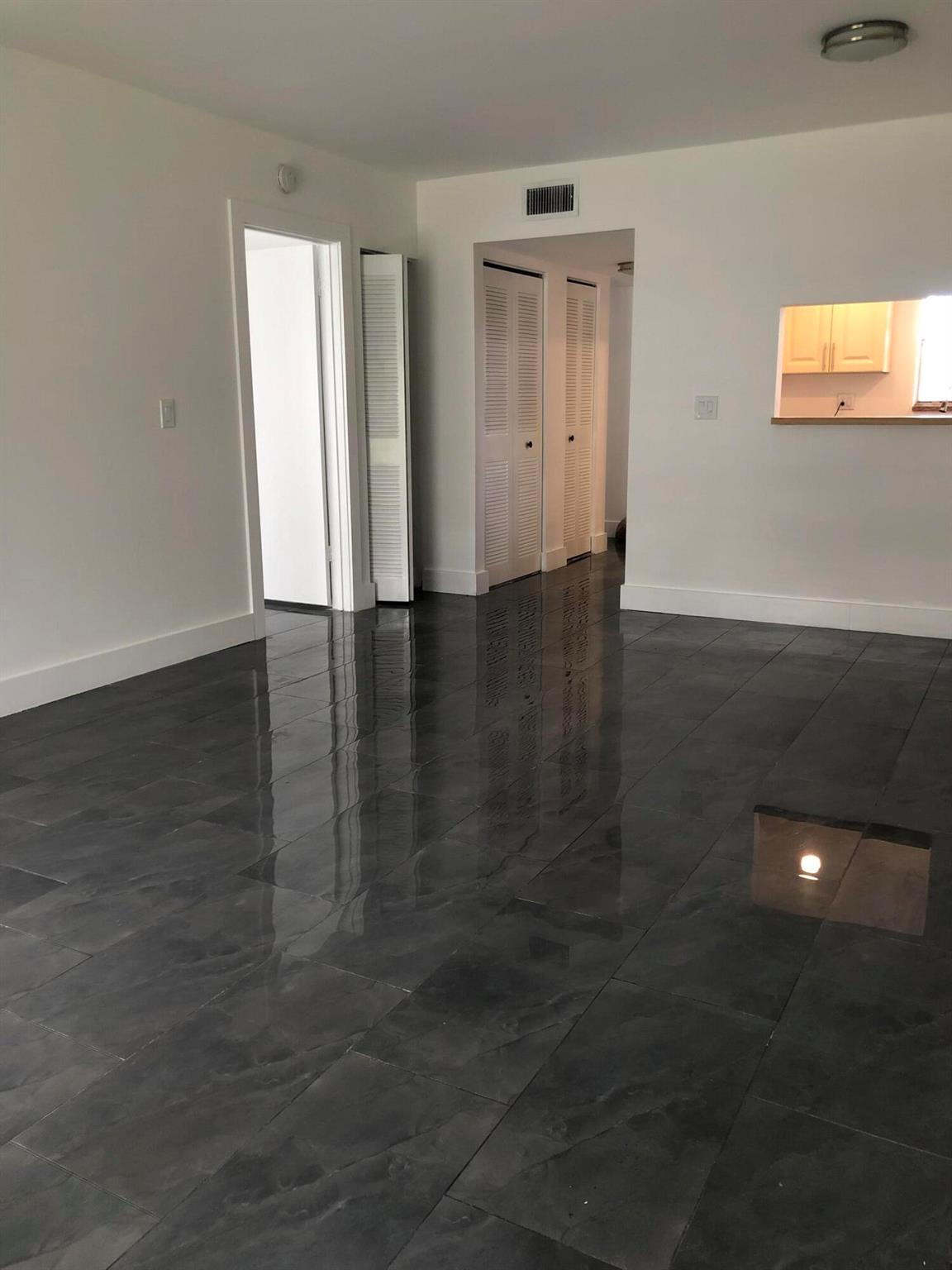 ROYAL PARK GARDENS III-G - Residential Lease