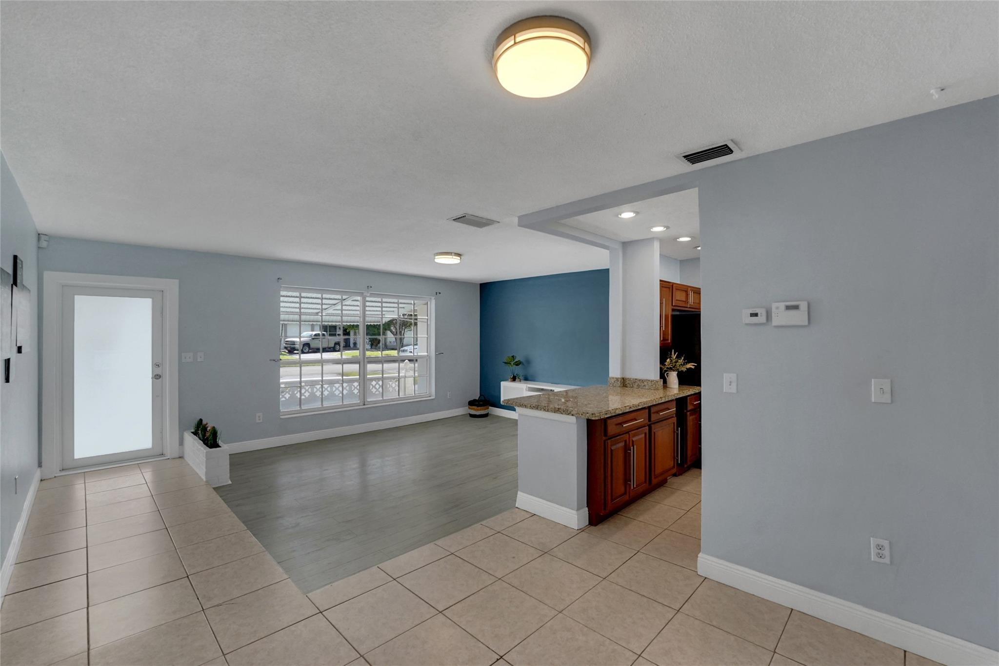 Sunrise Golf Village Sec - Residential