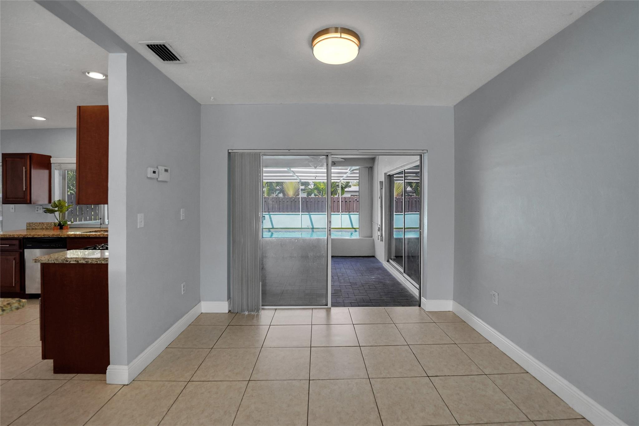 Sunrise Golf Village Sec - Residential