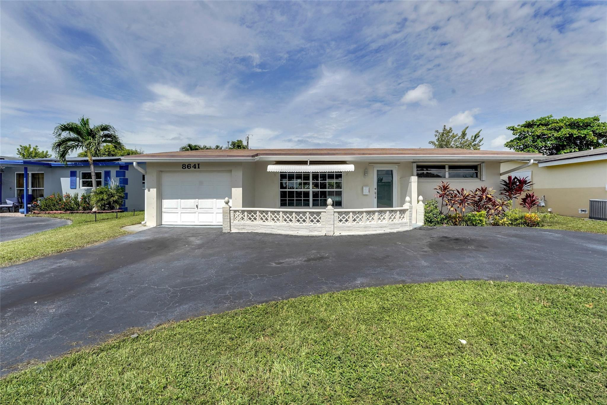 Sunrise Golf Village Sec - Residential