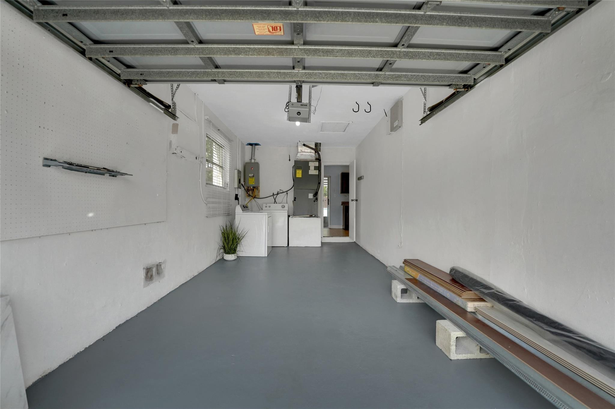 Sunrise Golf Village Sec - Residential