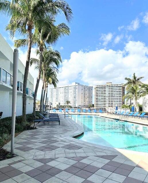 1945 S Ocean Drive 701