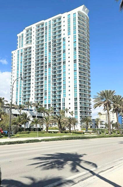 1945 S Ocean Drive 701