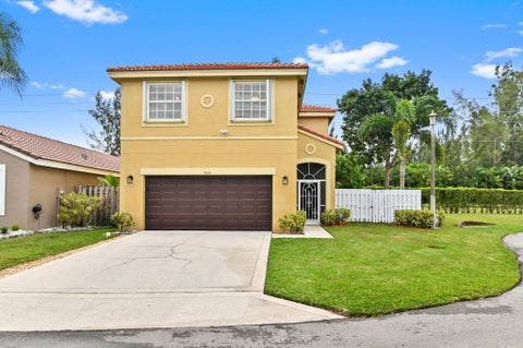 Featured picture for the property R10932798