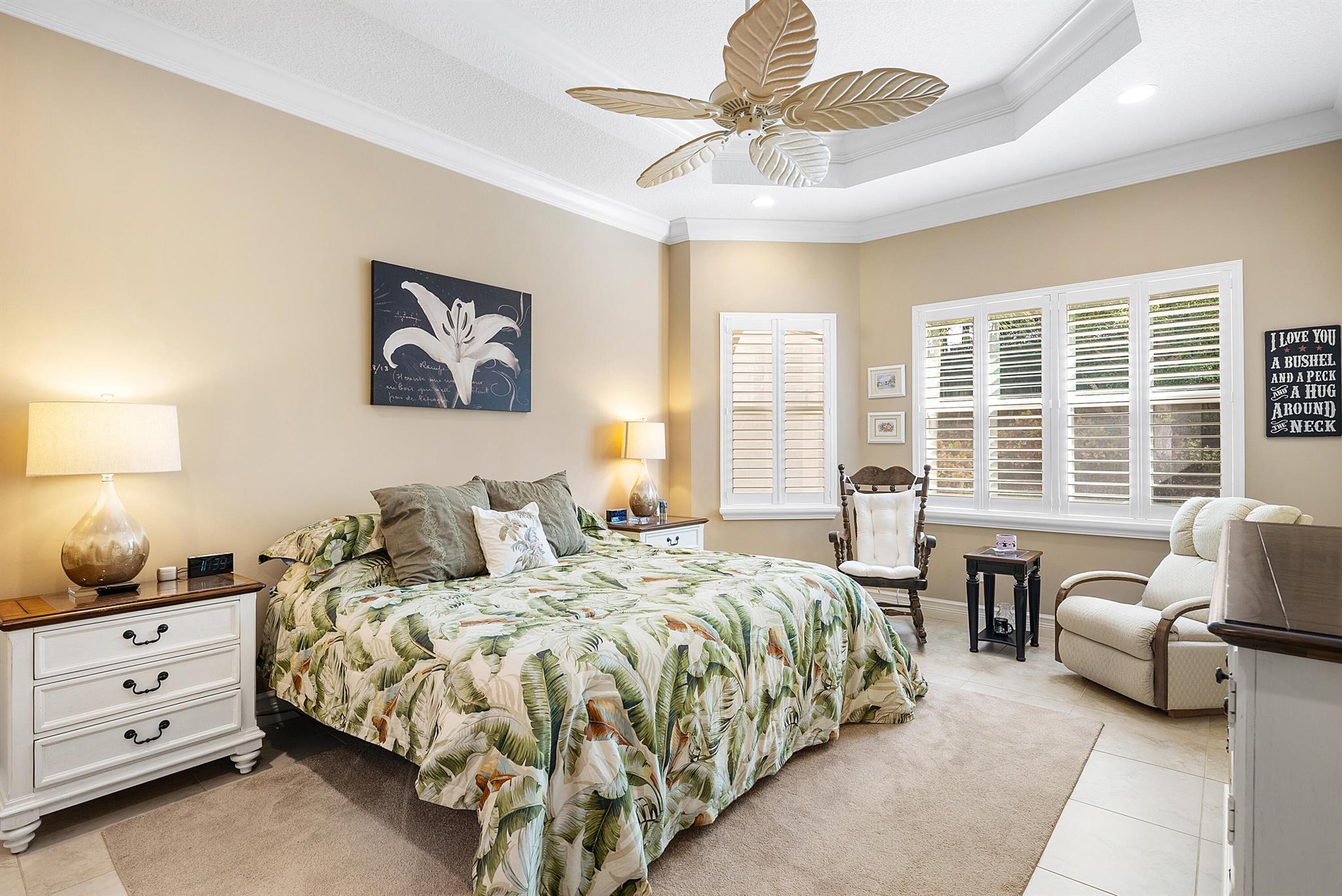 Valencia Cove - Residential