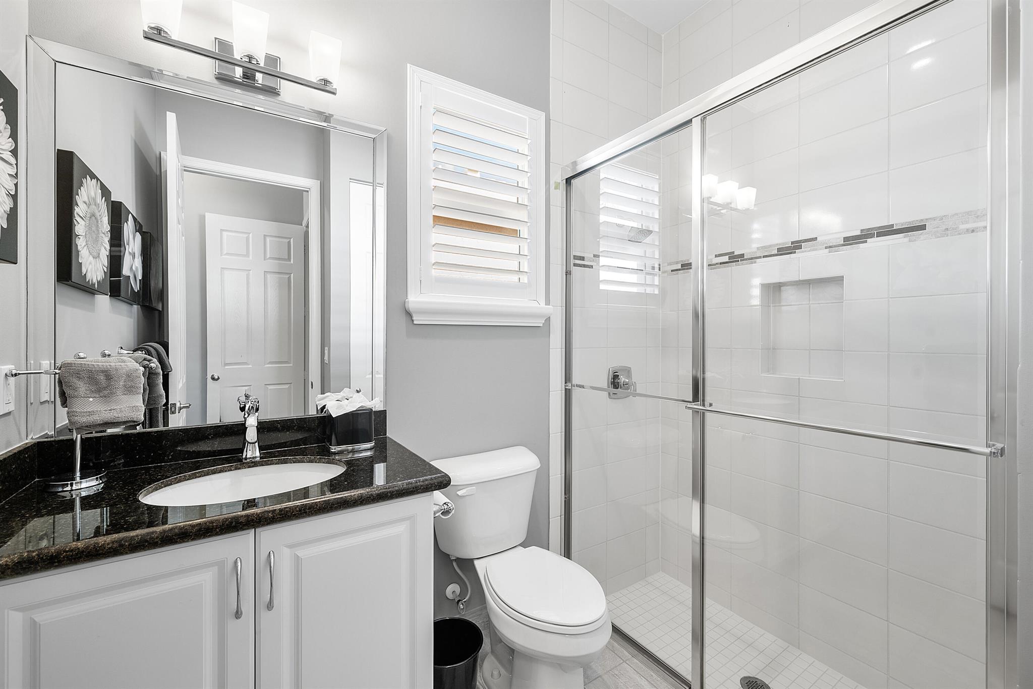 Valencia Cove - Residential