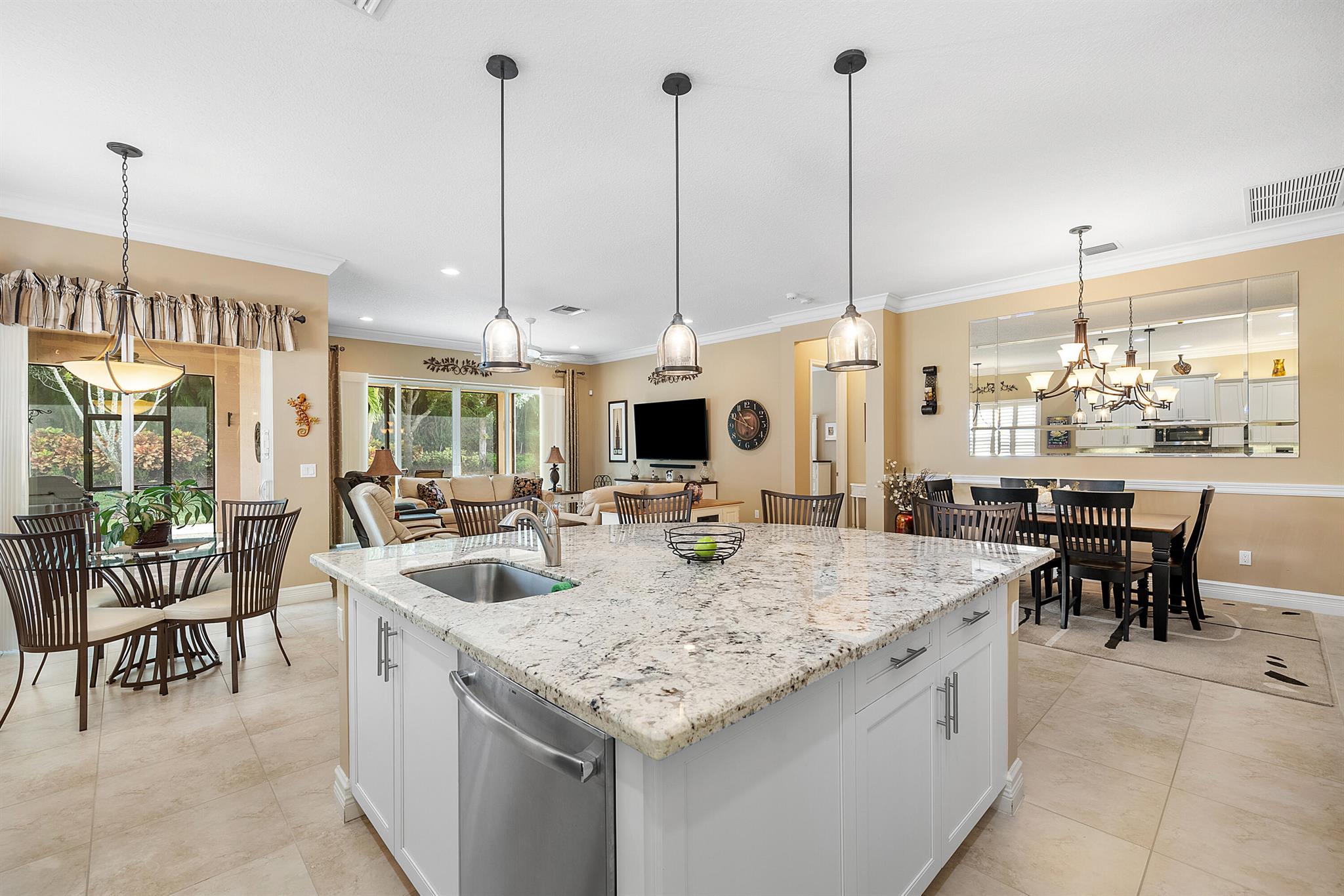 Valencia Cove - Residential