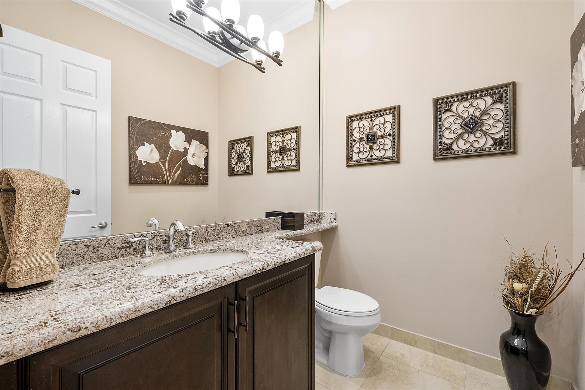 Valencia Cove - Residential