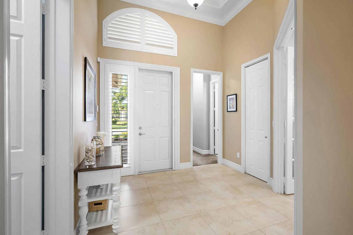 Valencia Cove - Residential