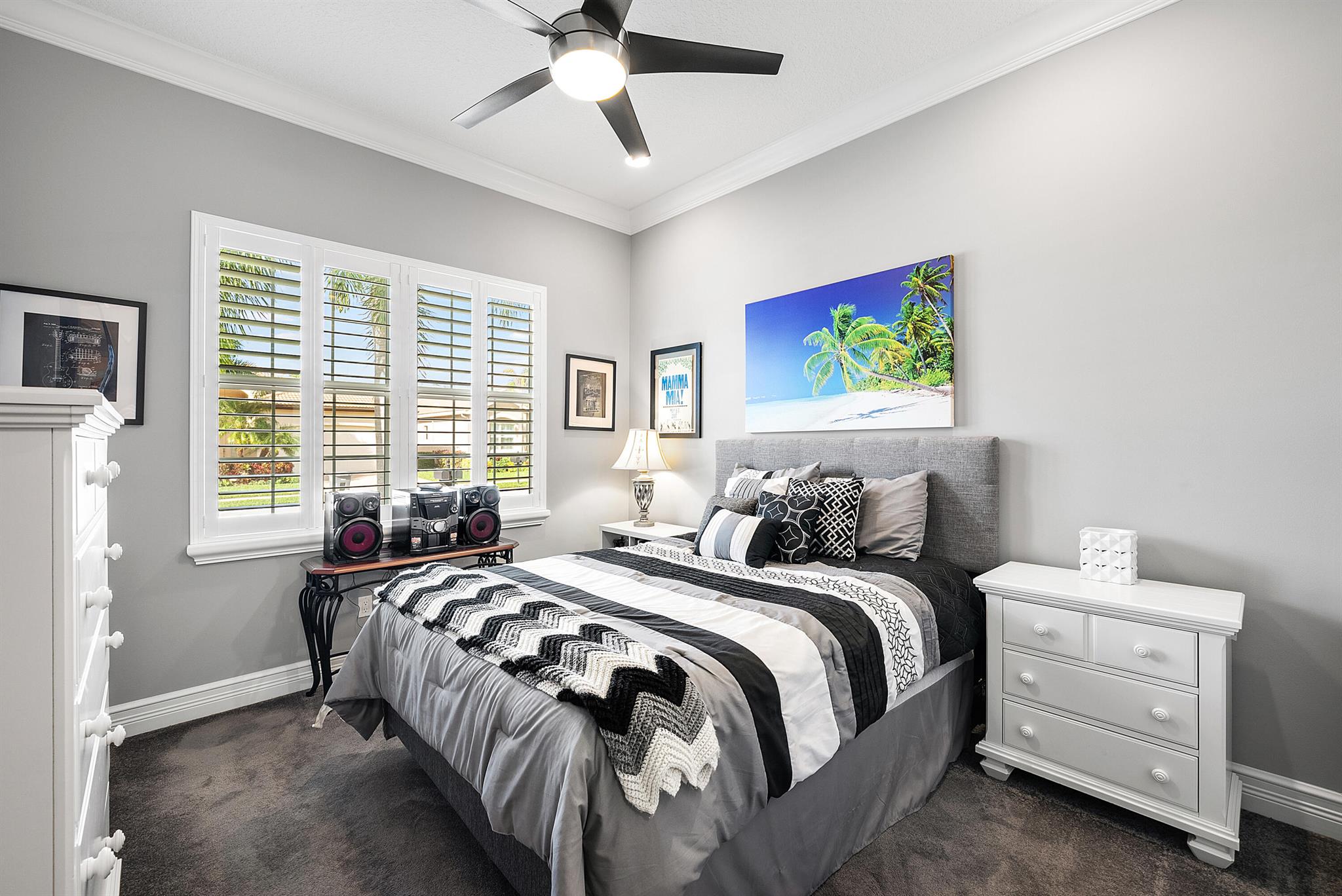 Valencia Cove - Residential