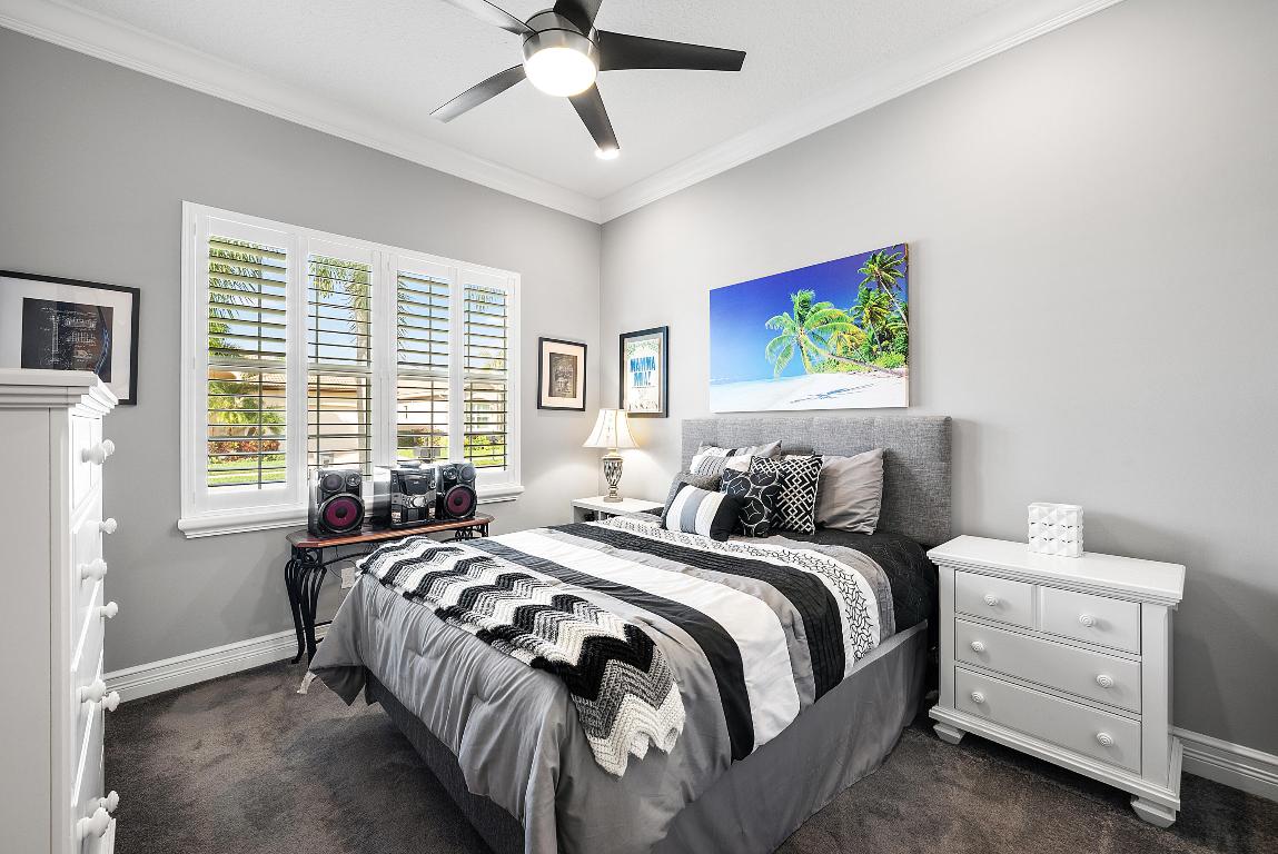 Valencia Cove - Residential