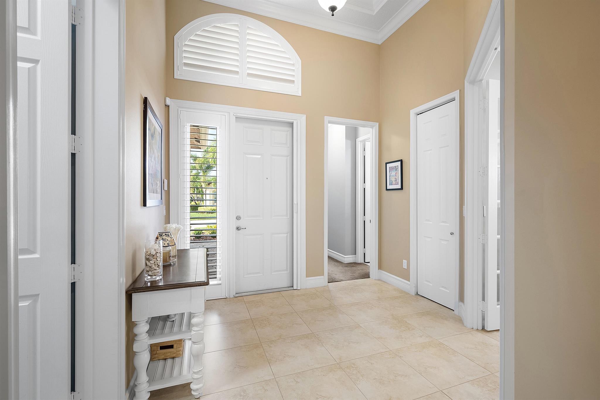 Valencia Cove - Residential