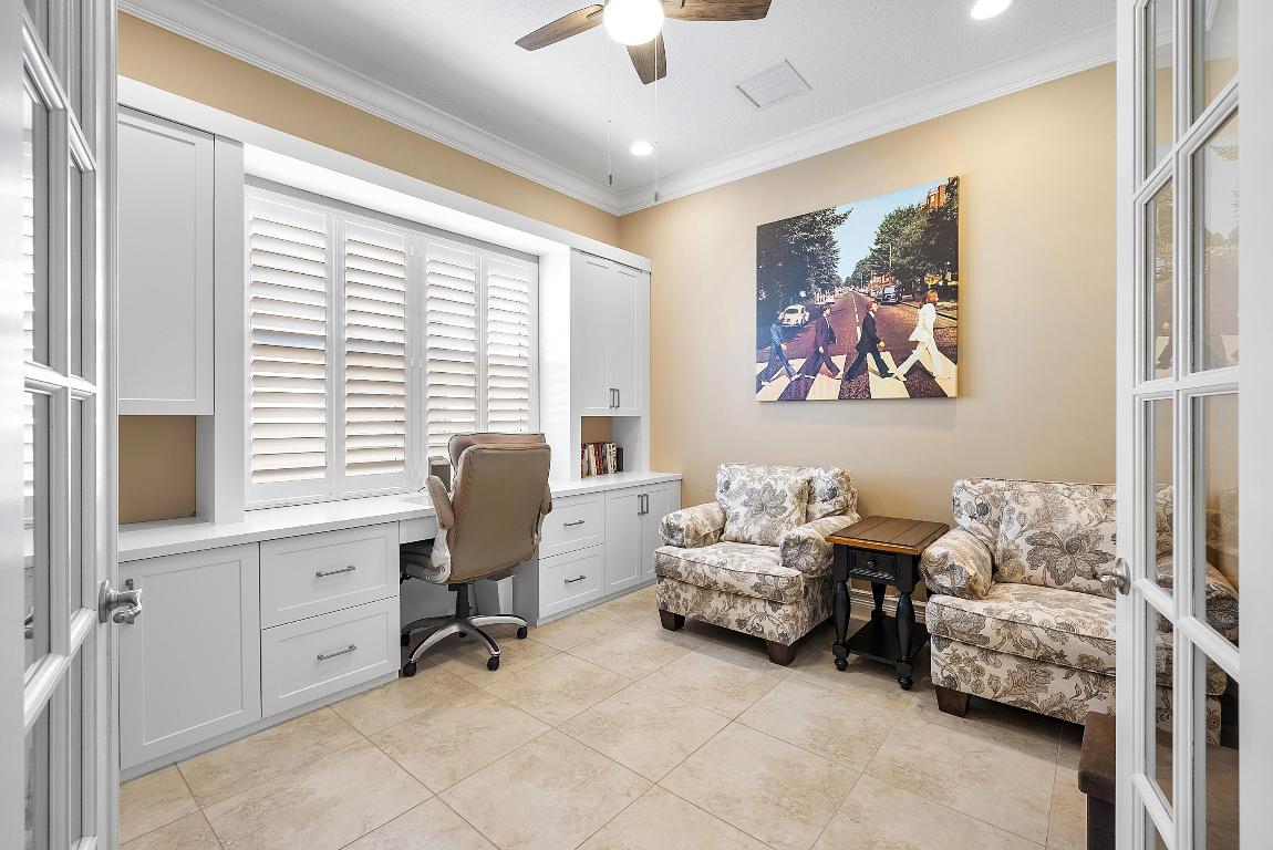 Valencia Cove - Residential