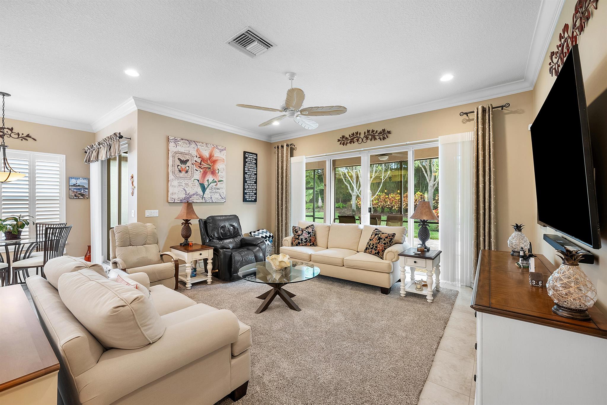 Valencia Cove - Residential