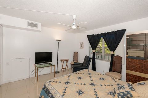 Tiny photo for 2102 Lucaya Bend #J3, Coconut Creek, FL 33066 (MLS # B26003311)