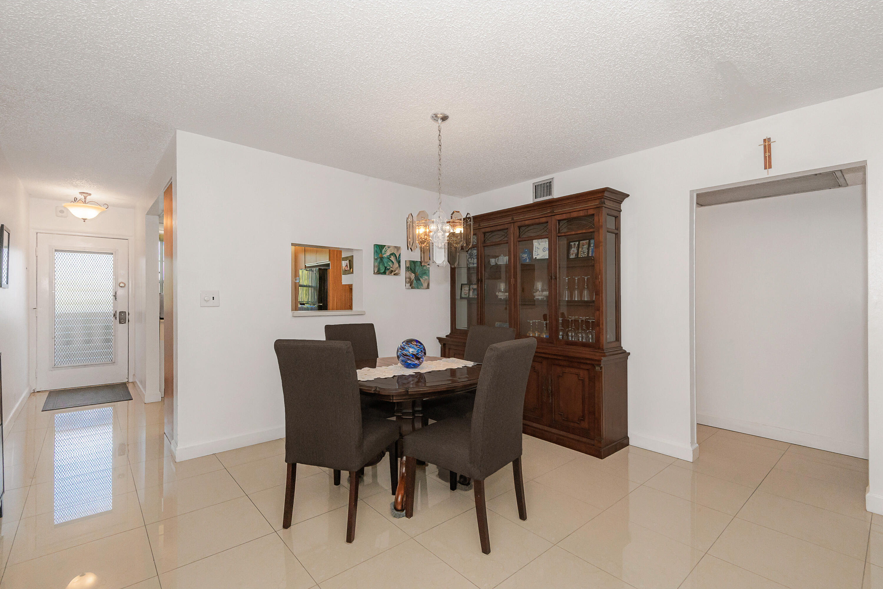 LUCAYA VILLAGE 2-C CONDO - Residential