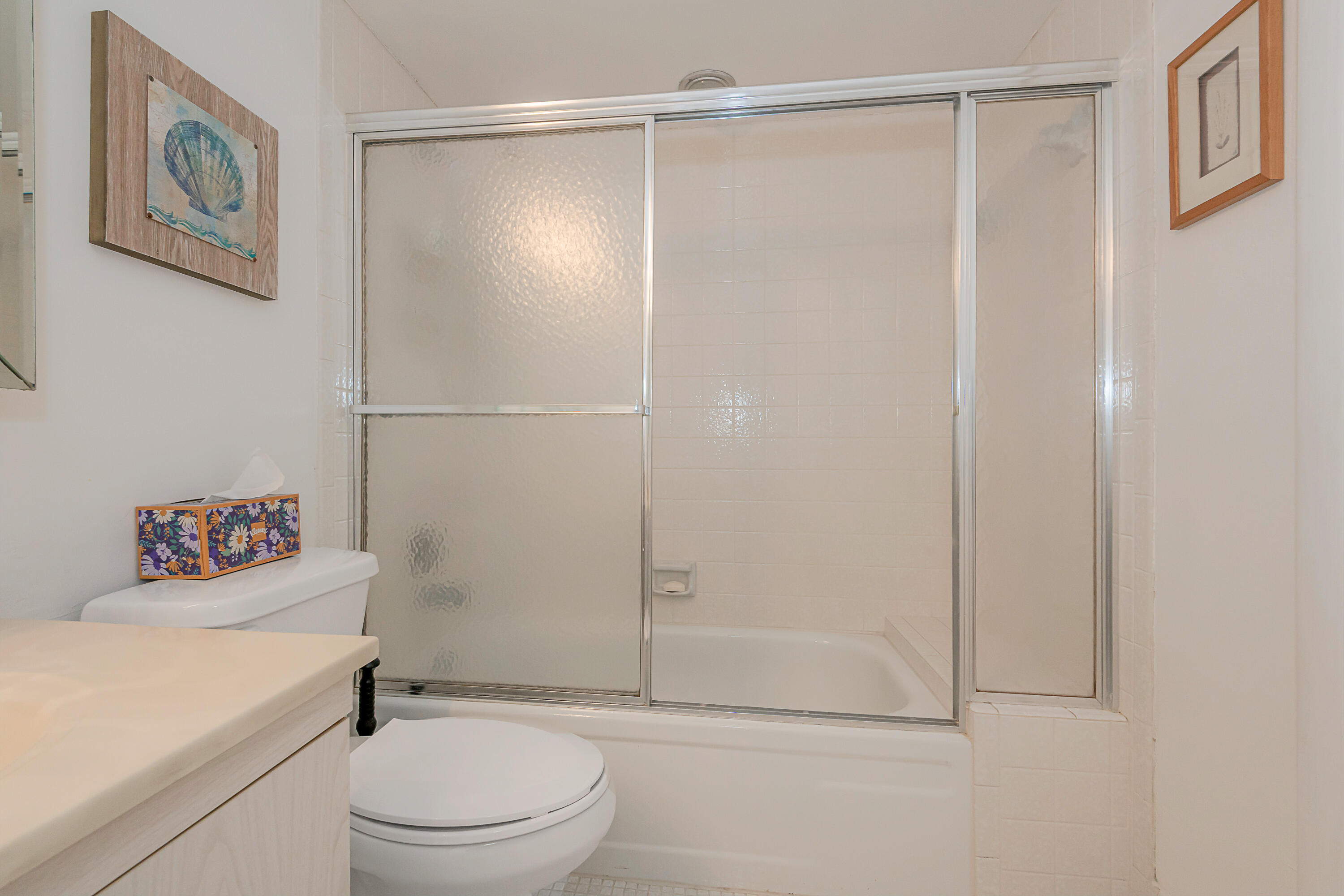 LUCAYA VILLAGE 2-C CONDO - Residential