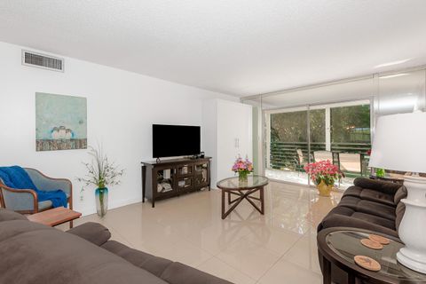Tiny photo for 2102 Lucaya Bend #J3, Coconut Creek, FL 33066 (MLS # B26003311)