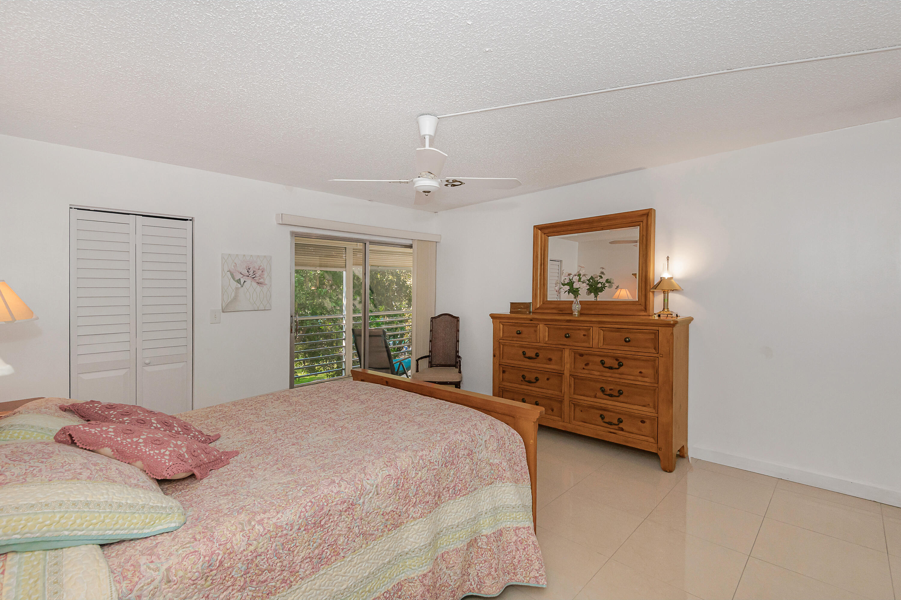 LUCAYA VILLAGE 2-C CONDO - Residential