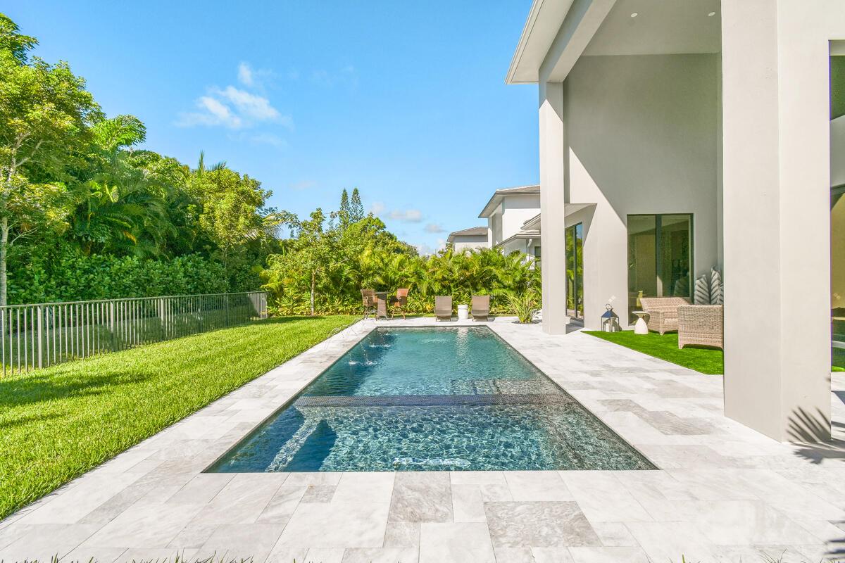 SYMPHONY AT JUPITER - Residential