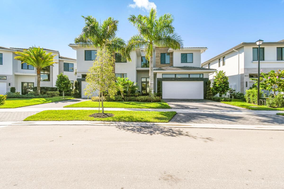 SYMPHONY AT JUPITER - Residential