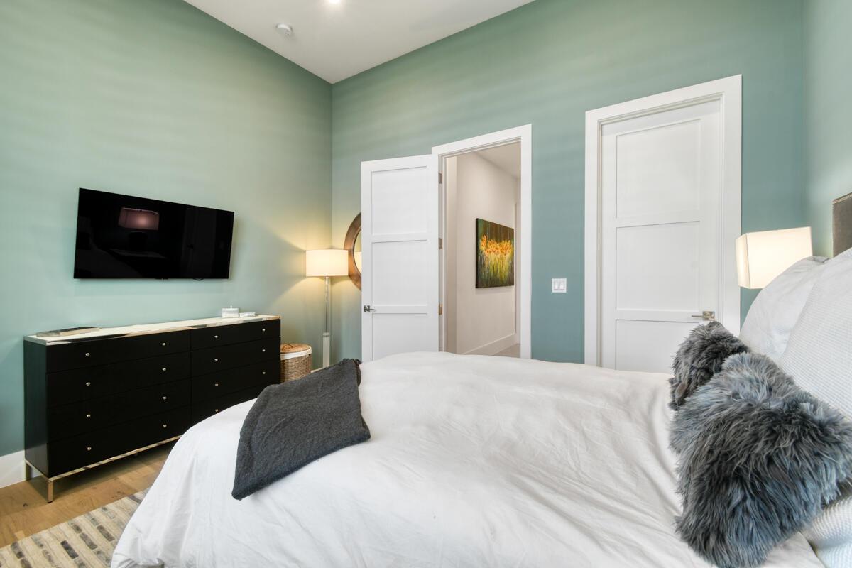 SYMPHONY AT JUPITER - Residential