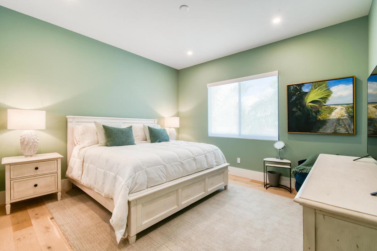 SYMPHONY AT JUPITER - Residential
