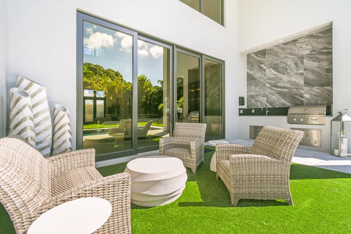 SYMPHONY AT JUPITER - Residential
