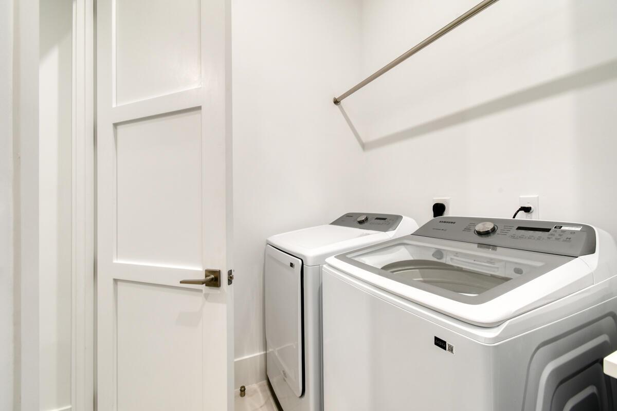 SYMPHONY AT JUPITER - Residential