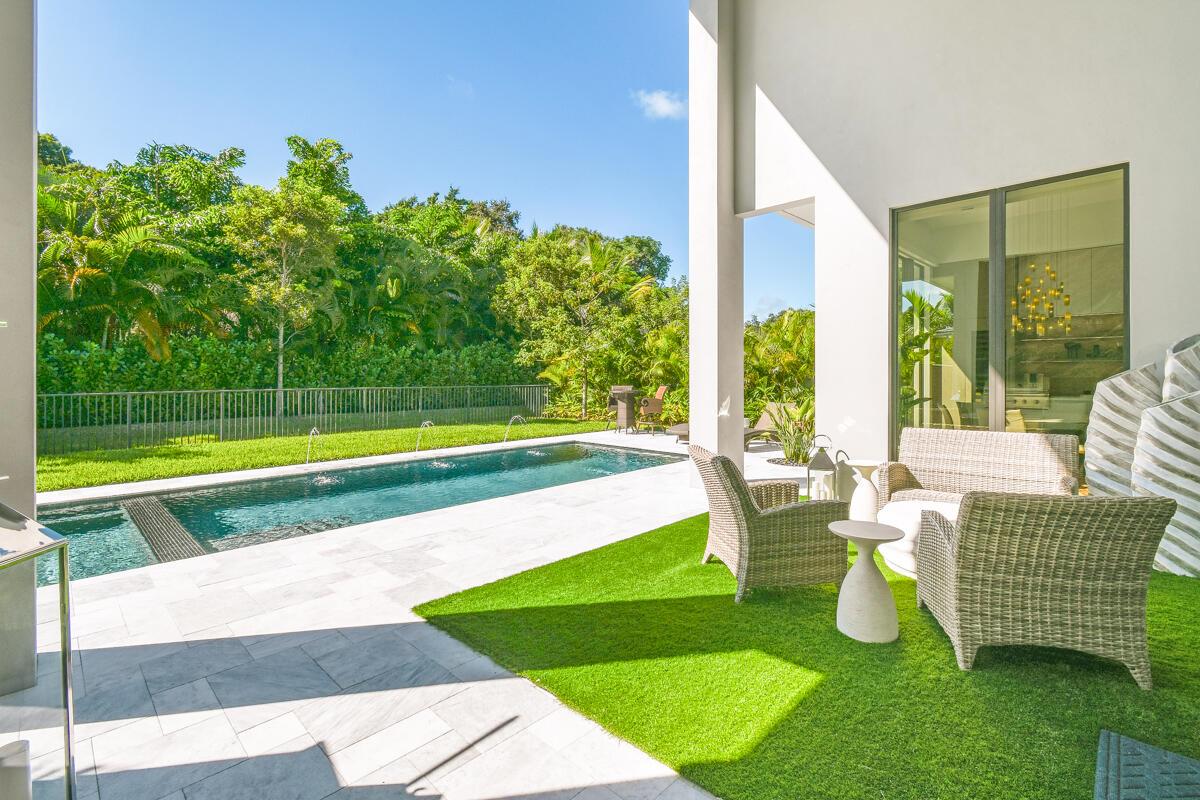 SYMPHONY AT JUPITER - Residential