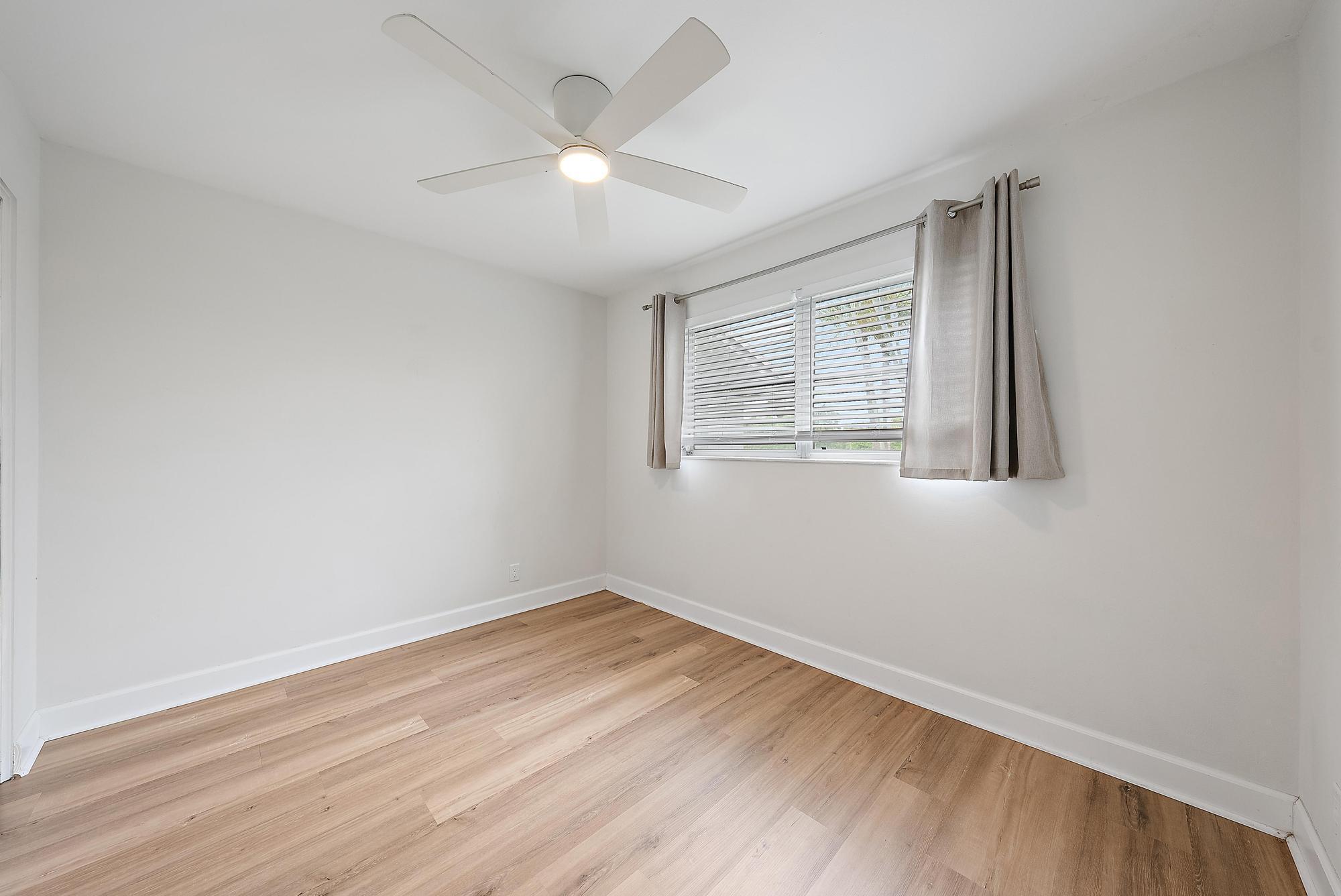 Lake Park - Residential