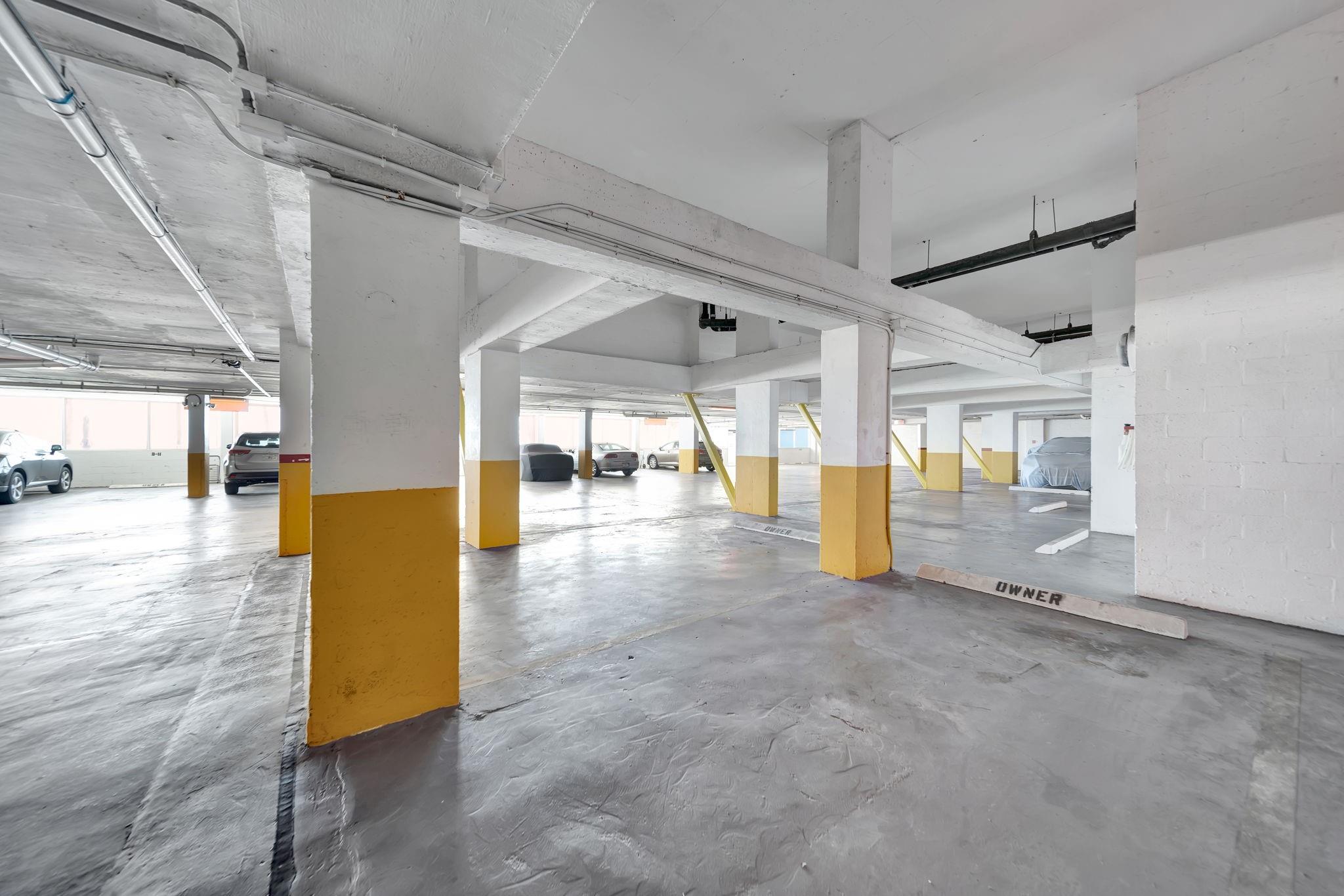 RENAISSANCE I - Residential Lease