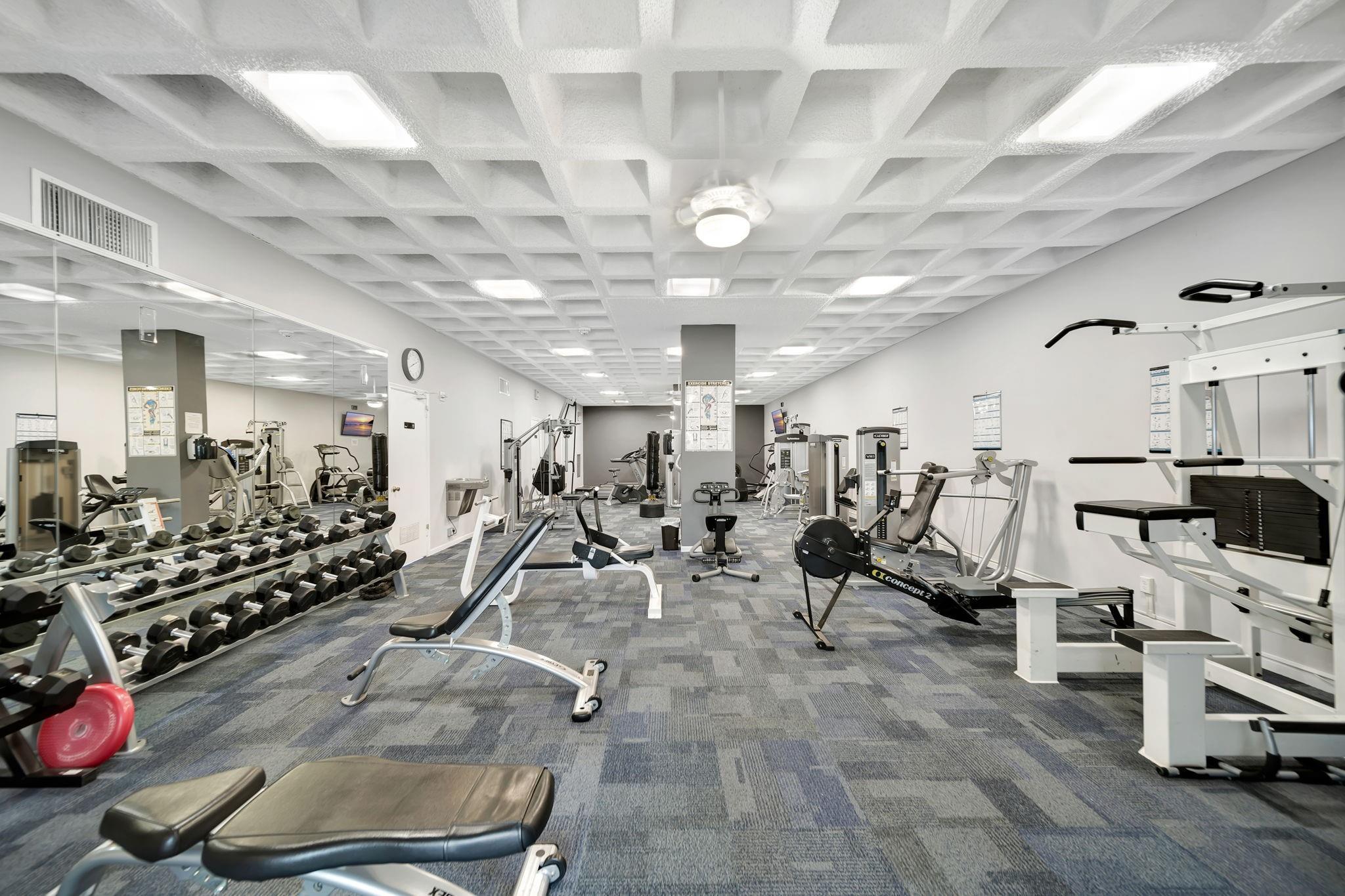 RENAISSANCE I - Residential Lease