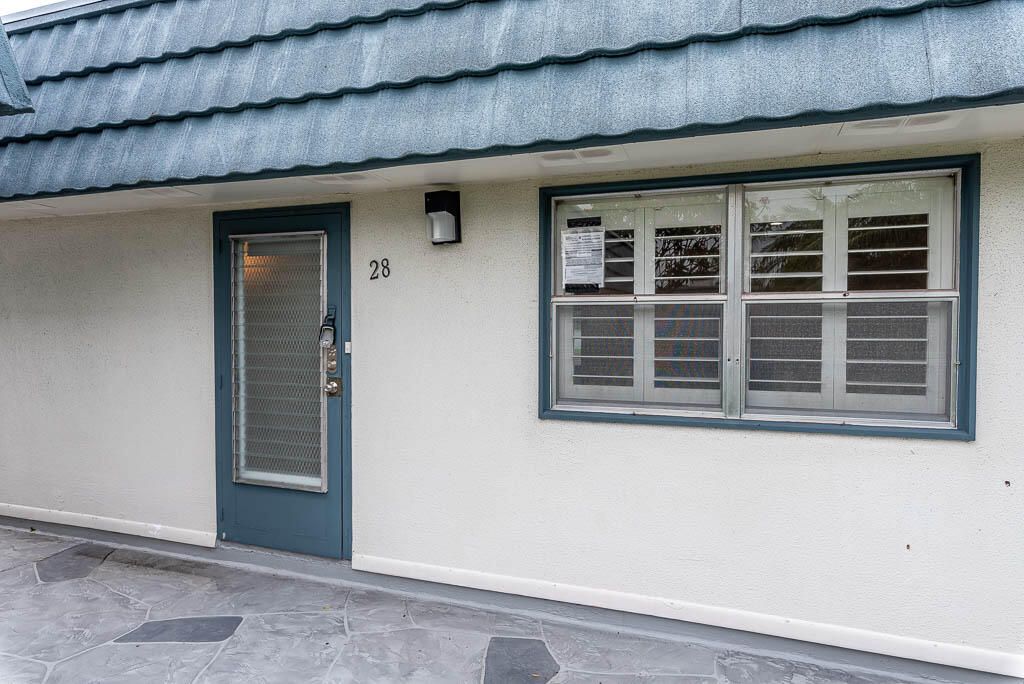 Photo of 28 Waterford B #28, Delray Beach, FL 33446 (MLS # R10988066)