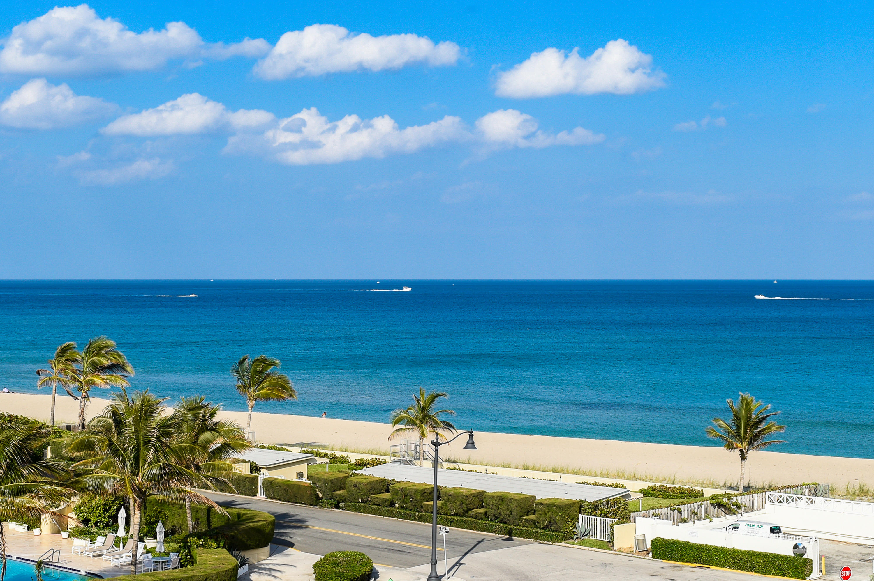 SUN AND SURF ONE HUNDRED - Residential