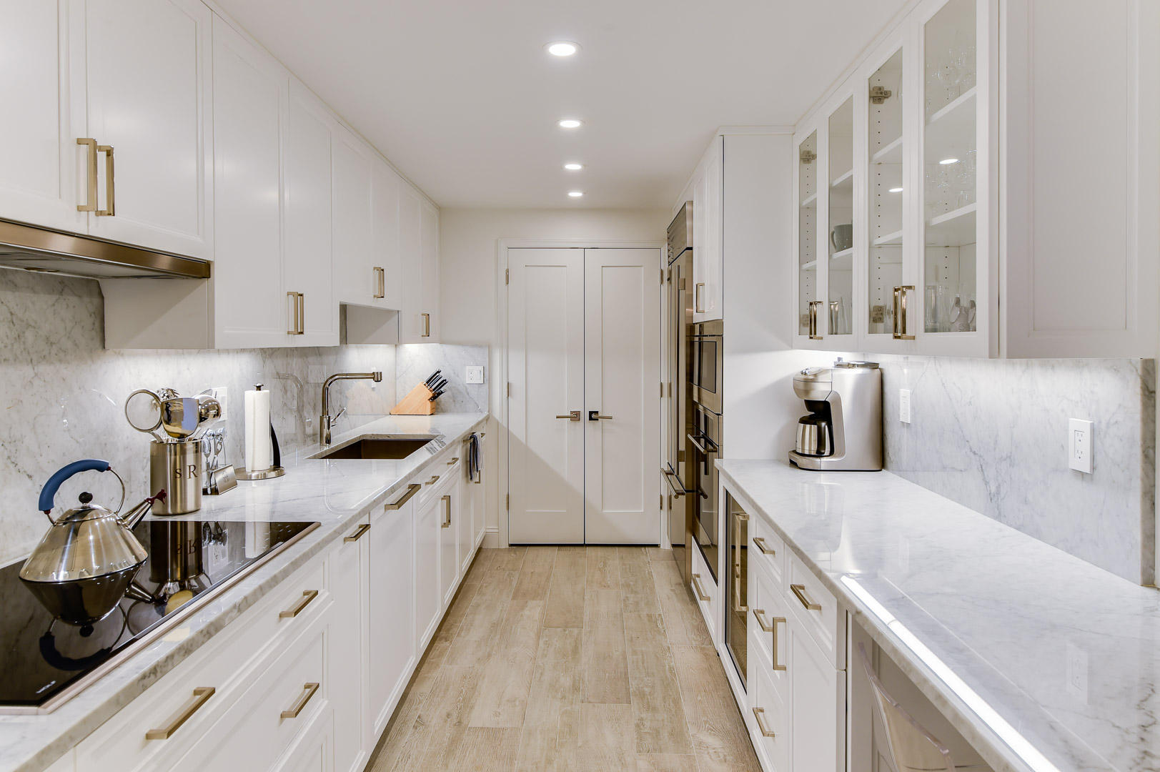 SUN AND SURF ONE HUNDRED - Residential