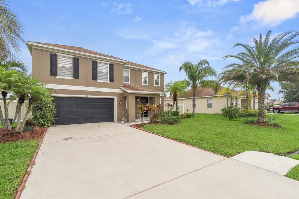 Photo of 5917 NW Brianna Court, Port Saint Lucie, FL 34986 (MLS # R11003970)