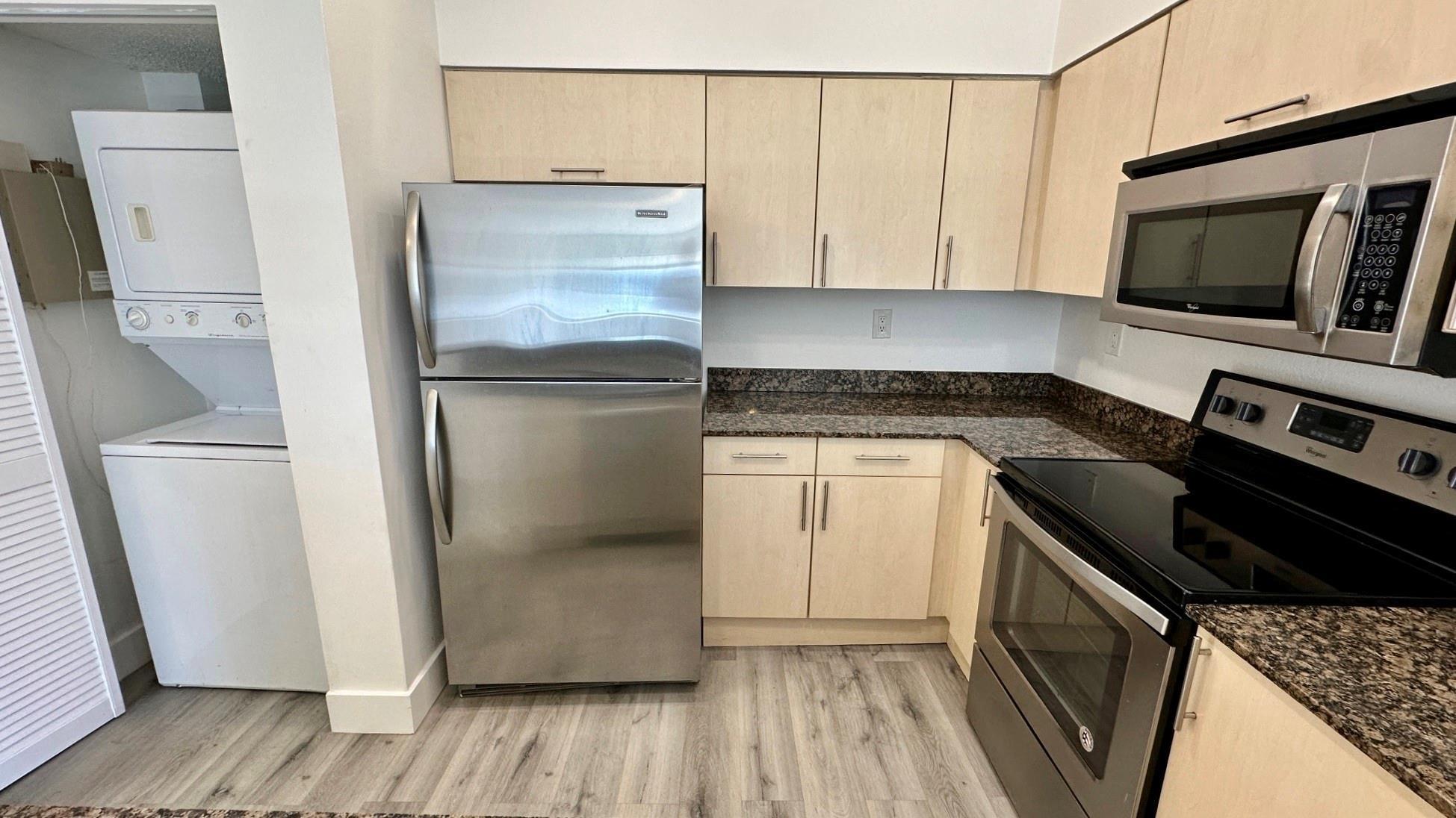 MARINA OAKS CONDO - Residential Lease