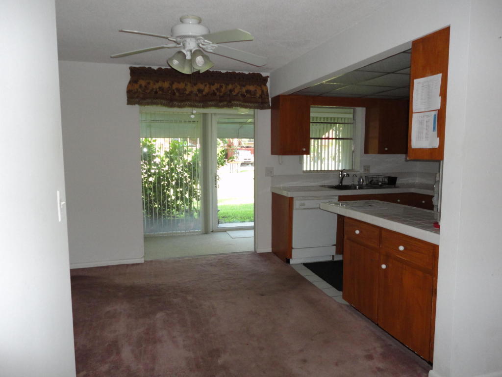 MERIDIAN CONDO 12 - Residential