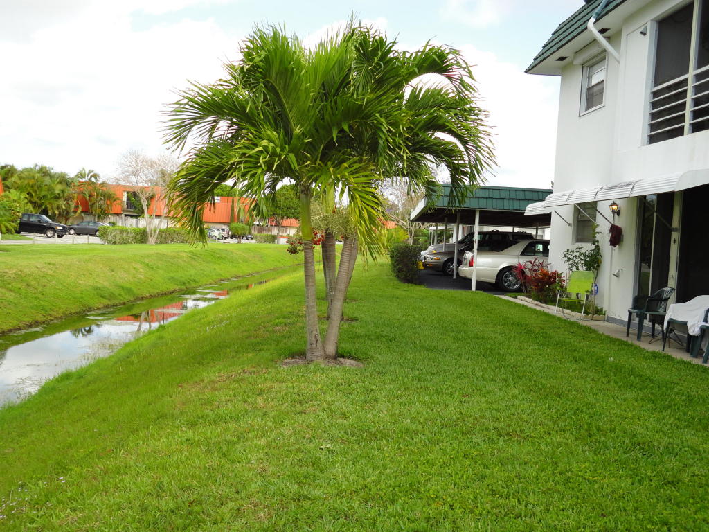 MERIDIAN CONDO 12 - Residential