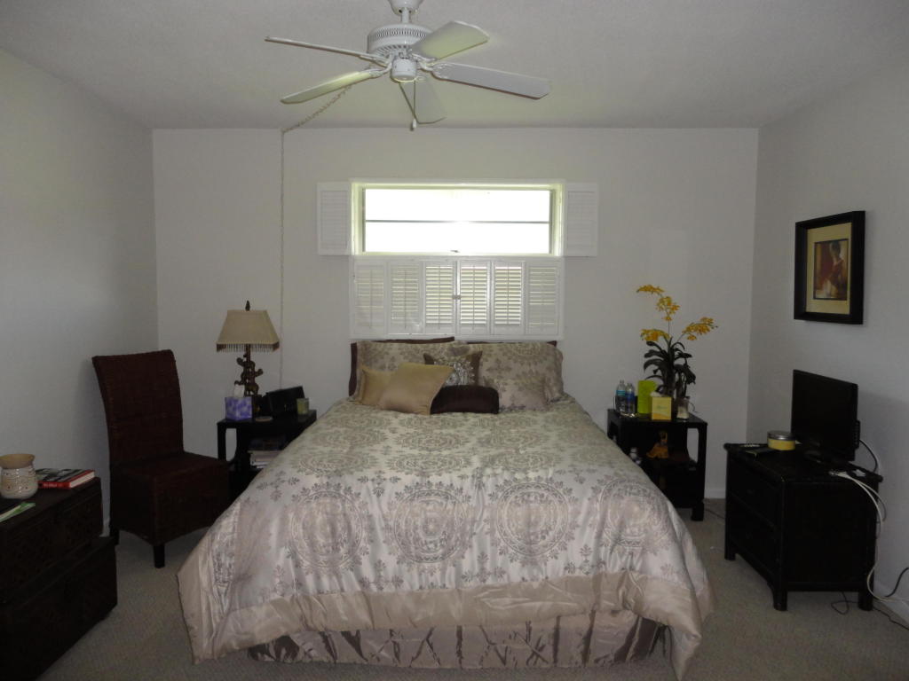 MERIDIAN CONDO 12 - Residential