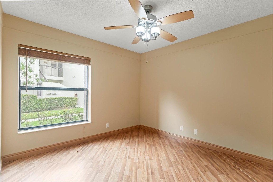 BAYWOOD VILLAGE III - Residential