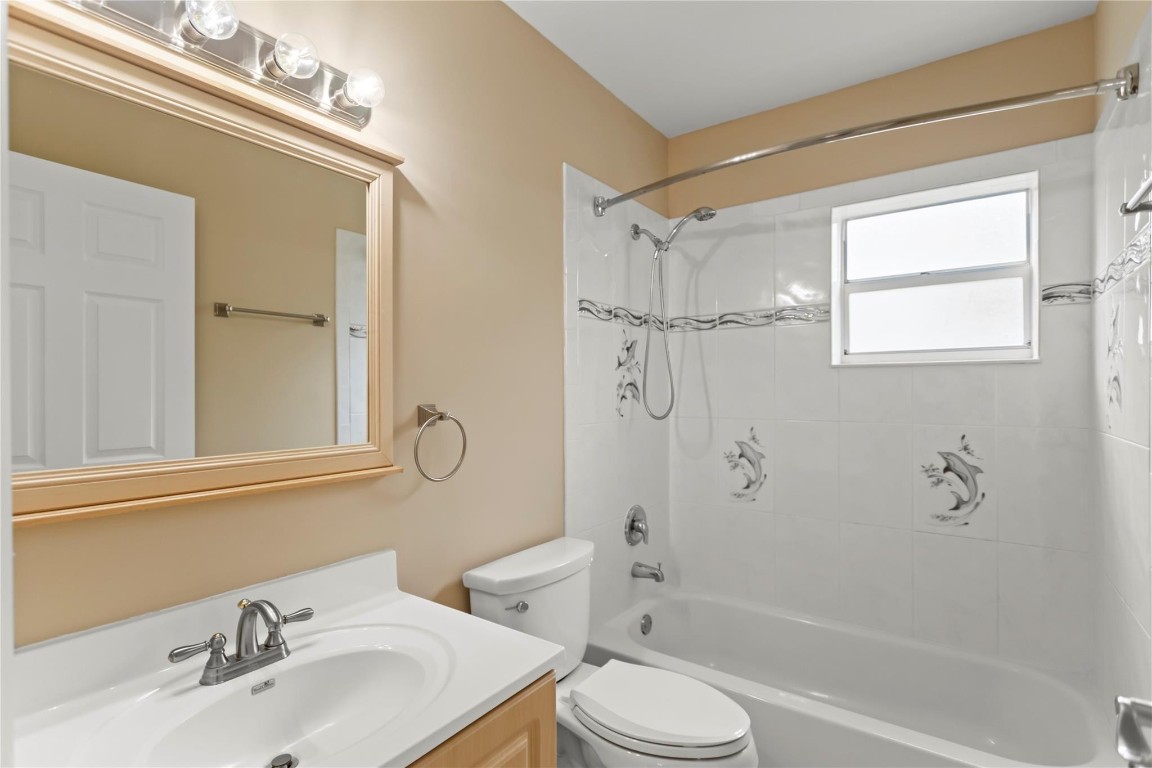 BAYWOOD VILLAGE III - Residential