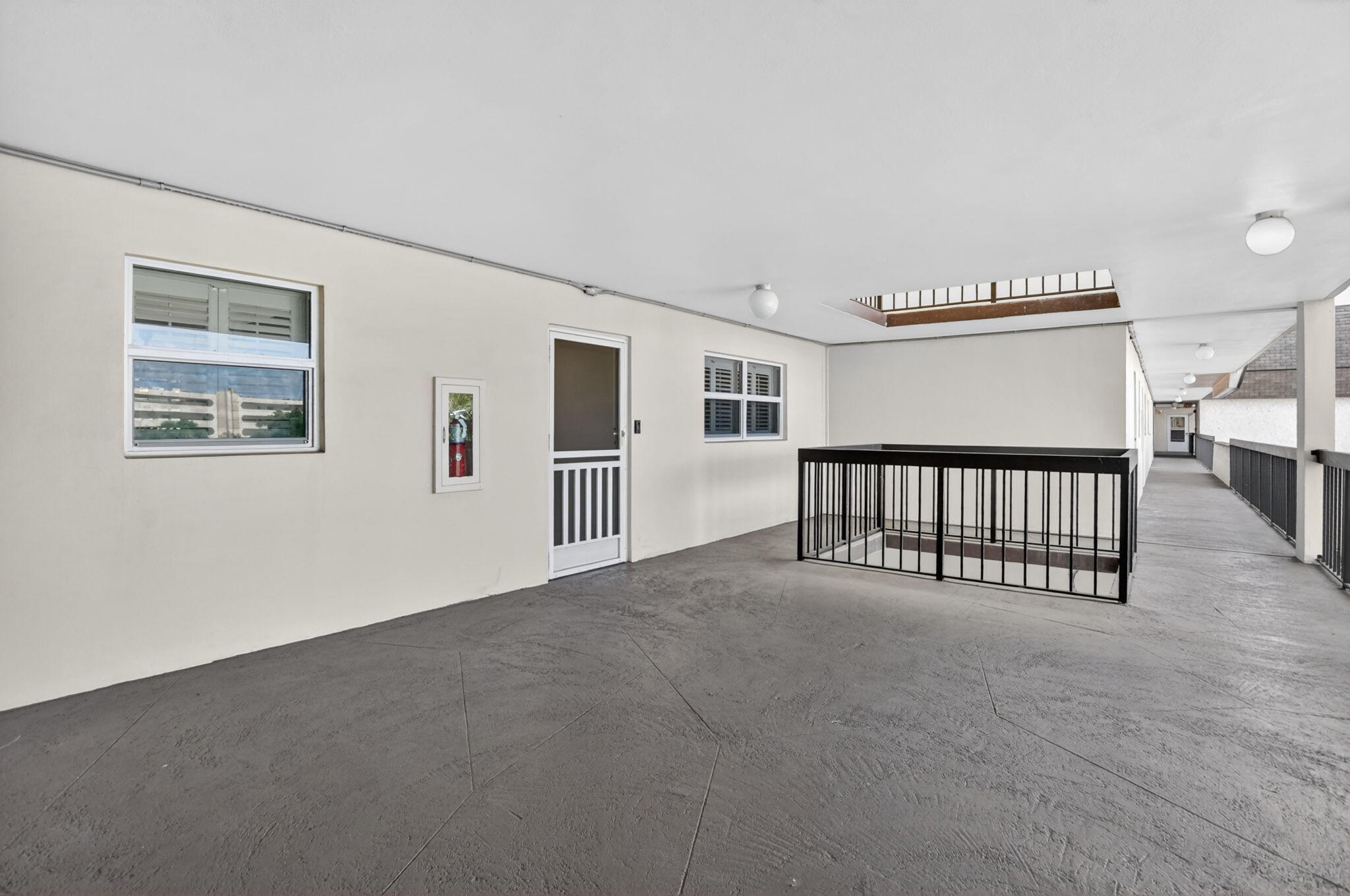 BOCA TEECA CONDO 8 - Residential