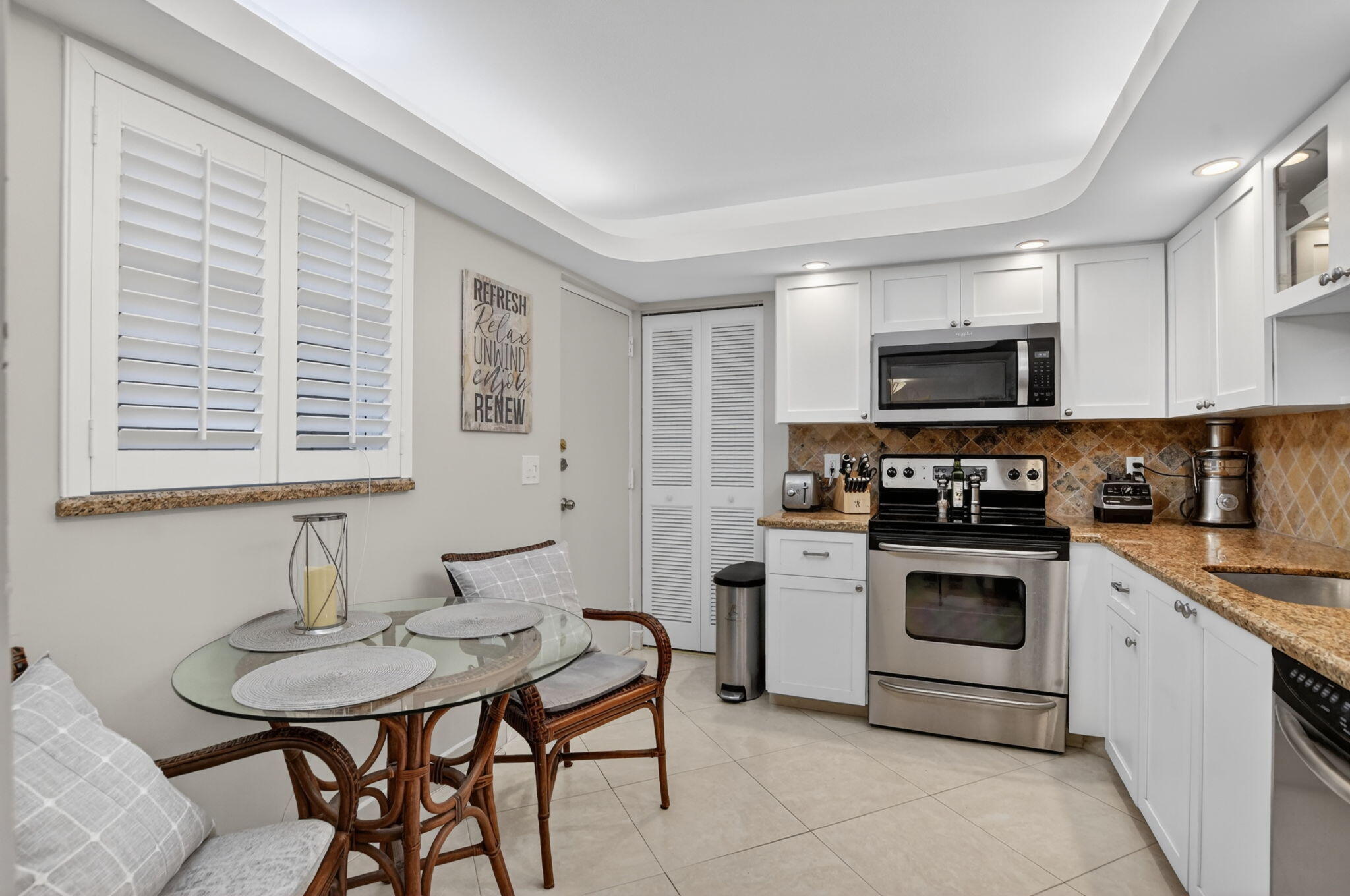 BOCA TEECA CONDO 8 - Residential